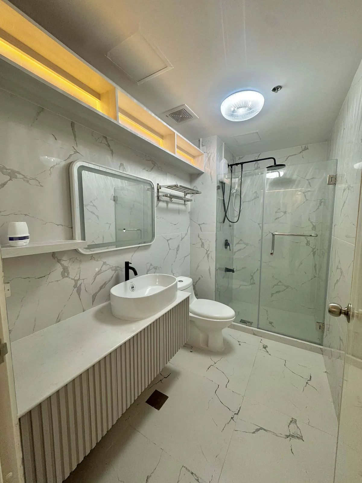 A finished contemporary bathroom